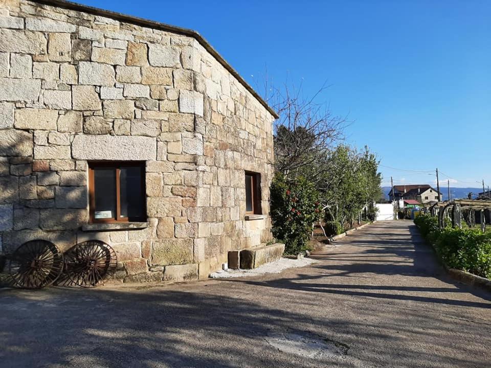 Os Areeiros Turismo Rural & Bodega Santa Cristina De Cobres Exterior photo