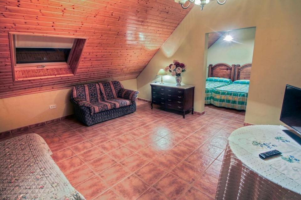 Os Areeiros Turismo Rural & Bodega Santa Cristina De Cobres Room photo